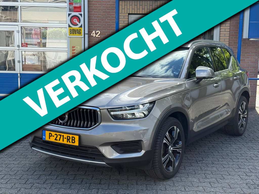Volvo XC40 1.5 T4 Recharge Inscription Expression | SOH 97,3% | Trekhaak | Stoel- en stuurverwarming | Parkeersensoren V+A+Camera|