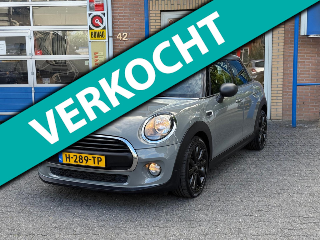 MINI 5-Deurs 1.5 One Pepper|5-deurs!|Lage org. KM. stand+NAP|Cruise-Control|Apple-CarPlay|Parkeersensoren achter|BTW-auto